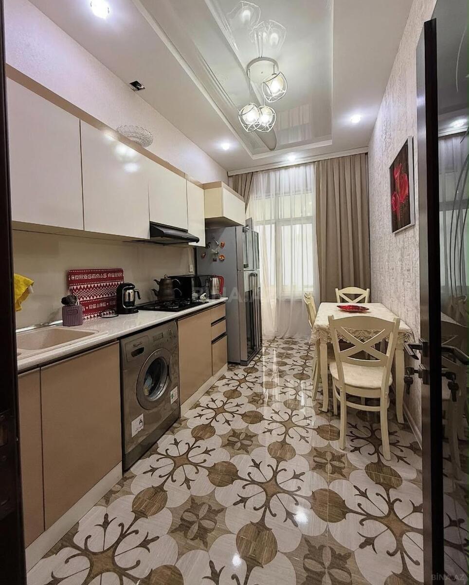 3 otaqlı Yeni tikili, Xalqlar Dostluğu m., Bakı