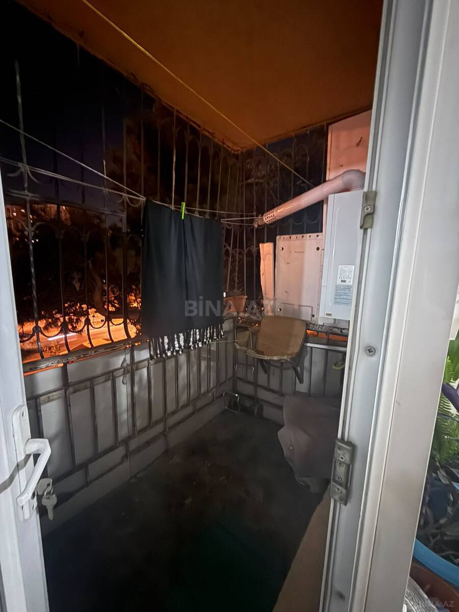1 otaqlı Köhnə tikili, İnşaatçılar m., Bakı