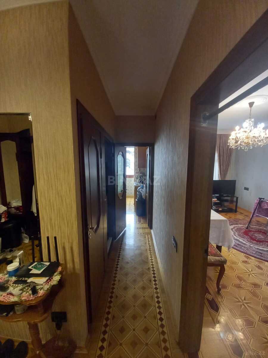 5 otaqlı Köhnə tikili, Binəqədi r., Bakı
