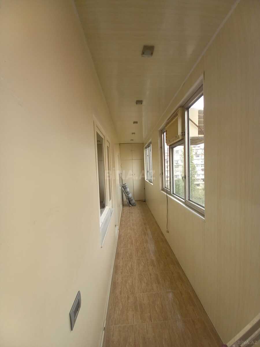 5 otaqlı Köhnə tikili, Binəqədi r., Bakı