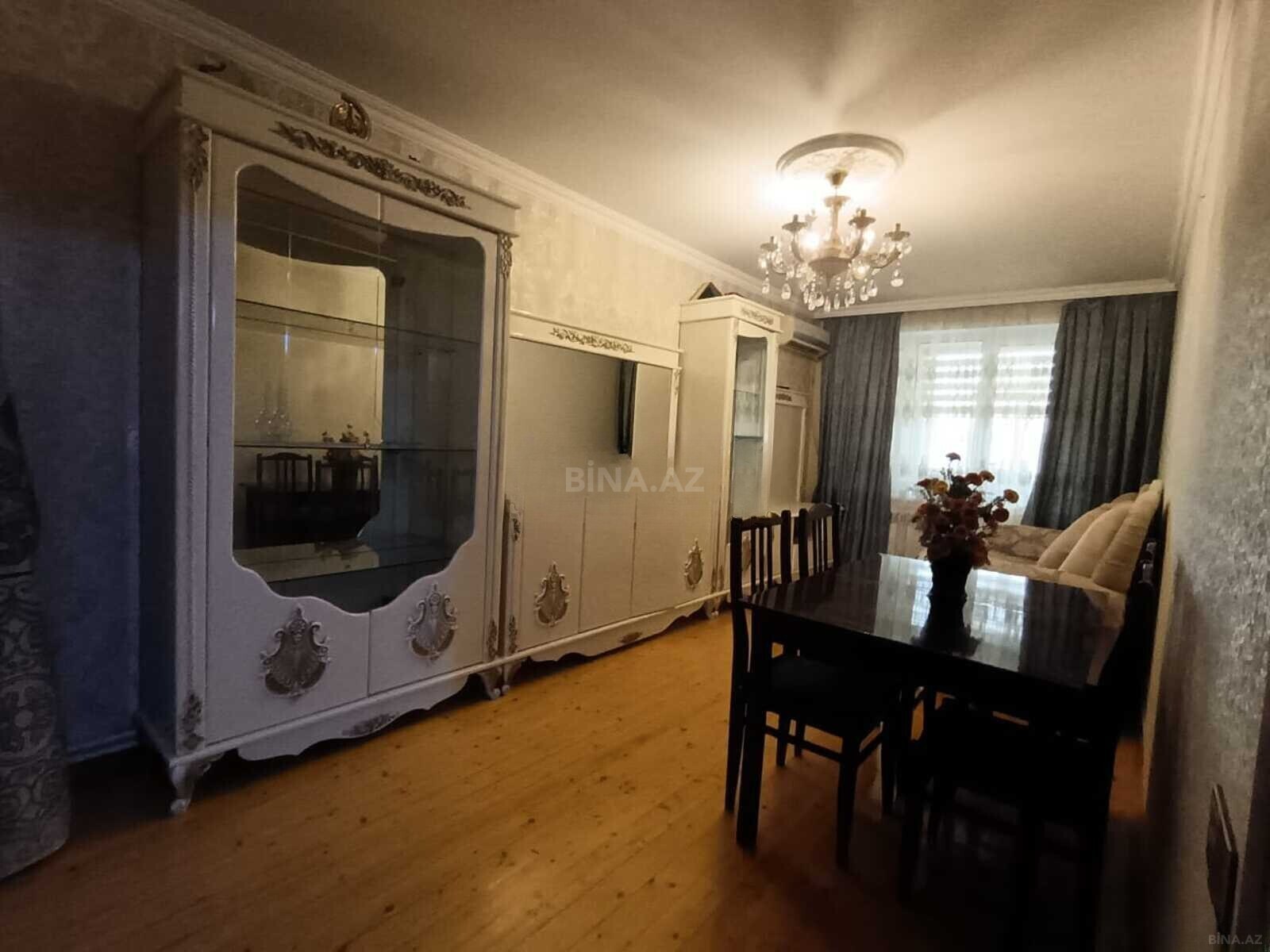 3 otaqlı Köhnə tikili, Abşeron r., Sumqayıt