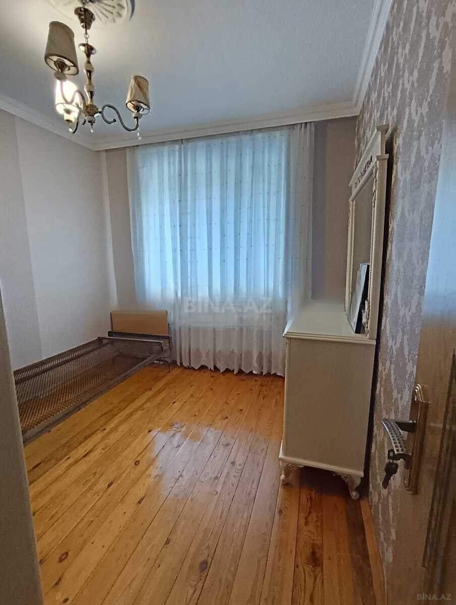 3 otaqlı Köhnə tikili, Abşeron r., Sumqayıt