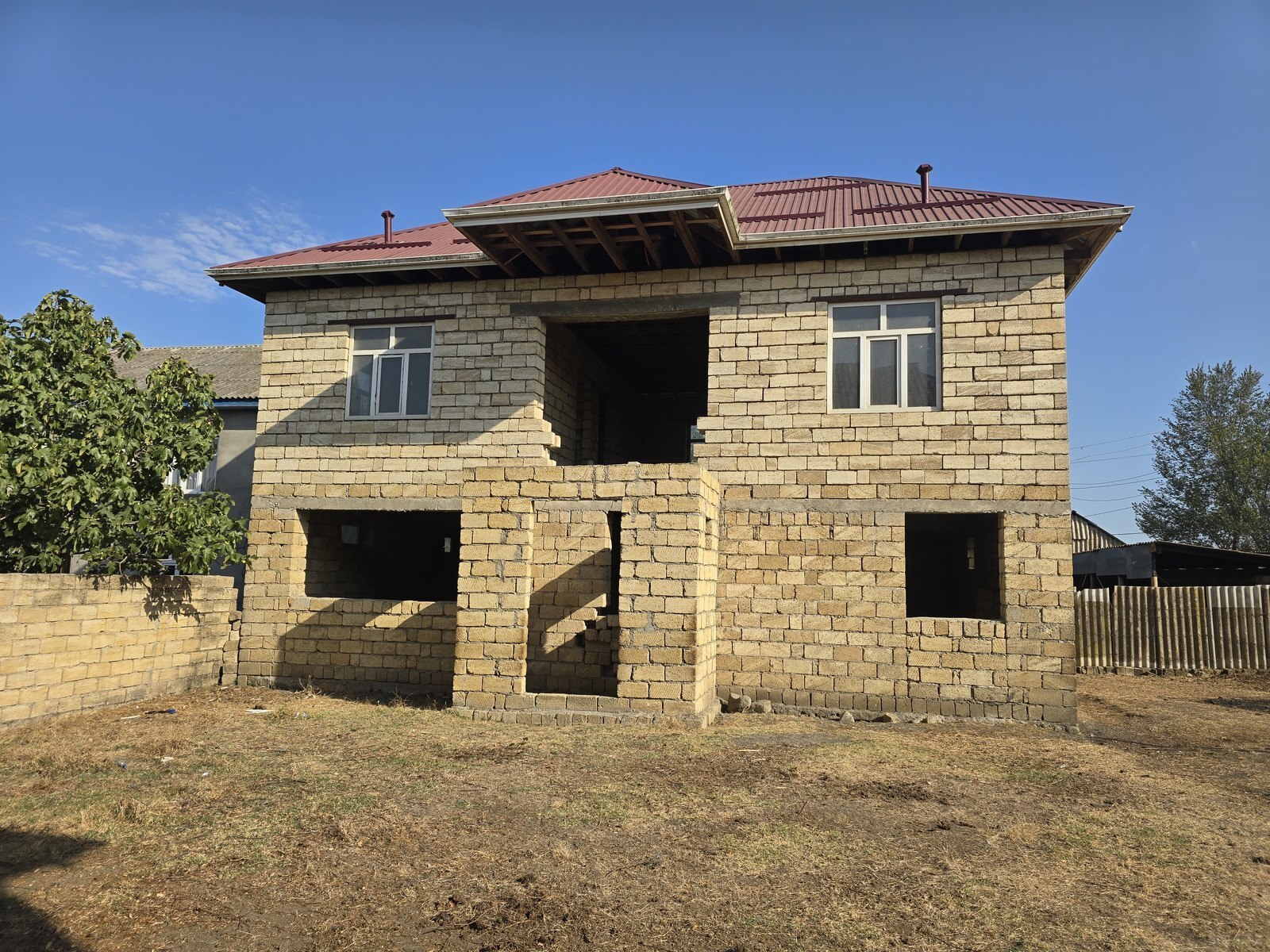8 otaqlı Həyət evi/Bağ evi, Lənkəran