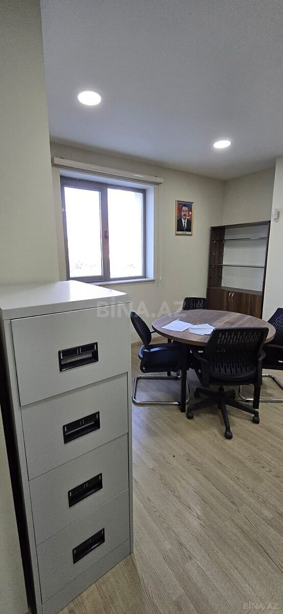 2 otaqlı Ofis, Şah İsmayıl Xətai m., Bakı