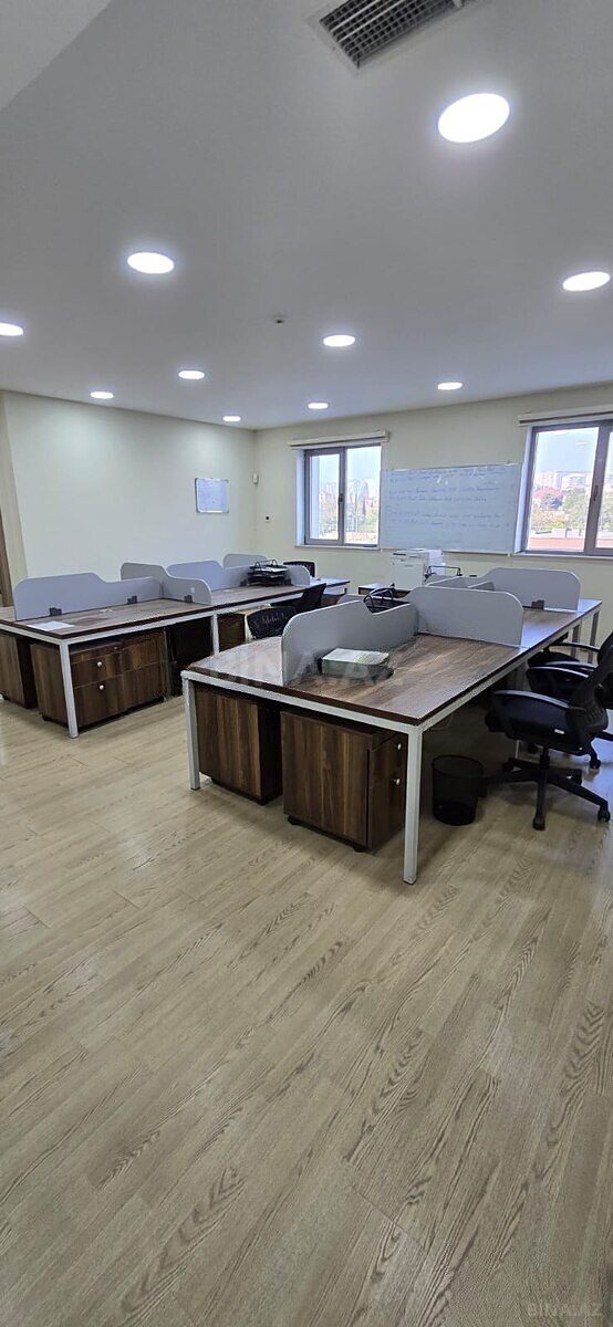 2 otaqlı Ofis, Şah İsmayıl Xətai m., Bakı