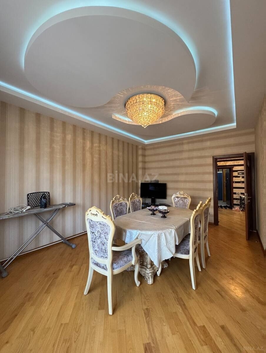 3 otaqlı Yeni tikili, Neftçilər m., Bakı