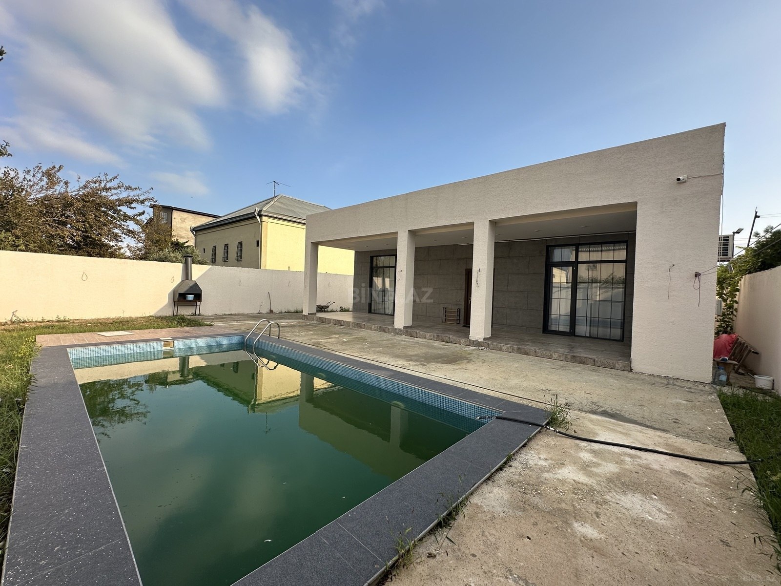 4 otaqlı Həyət evi/Bağ evi, Novxanı q., Bakı