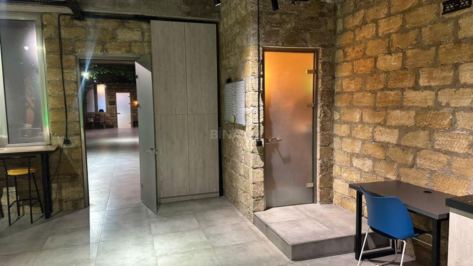 1 otaqlı Ofis, Şah İsmayıl Xətai m., Bakı
