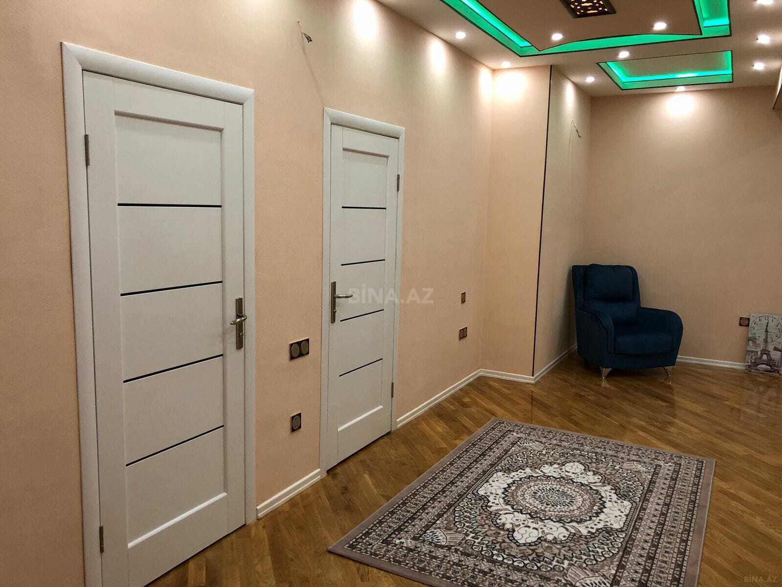 3 otaqlı Yeni tikili, Şah İsmayıl Xətai m., Bakı