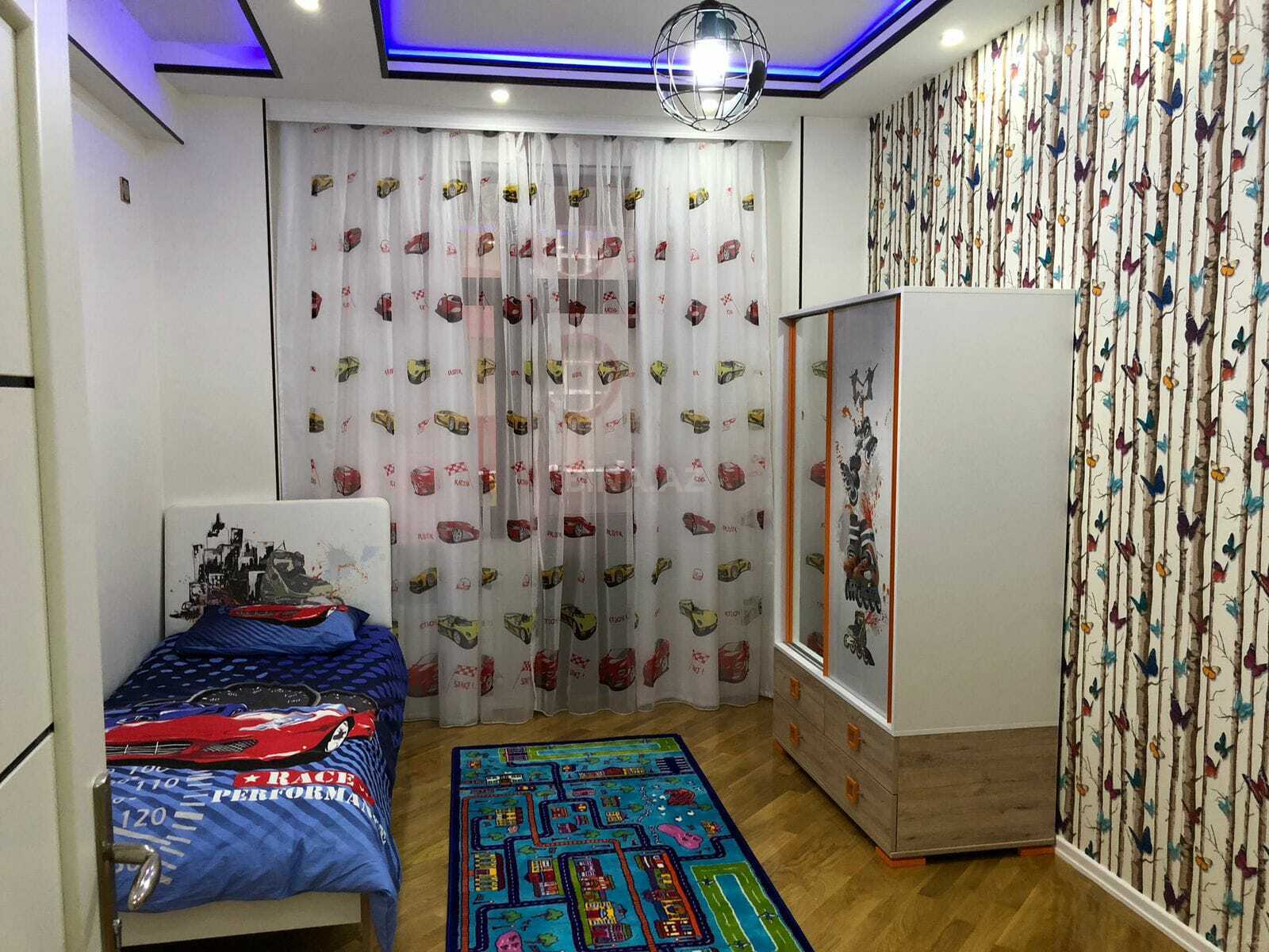 3 otaqlı Yeni tikili, Şah İsmayıl Xətai m., Bakı