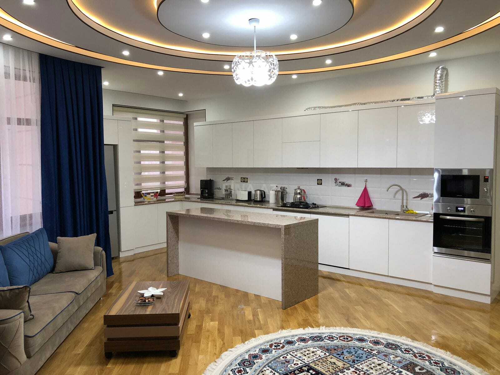 3 otaqlı Yeni tikili, Şah İsmayıl Xətai m., Bakı