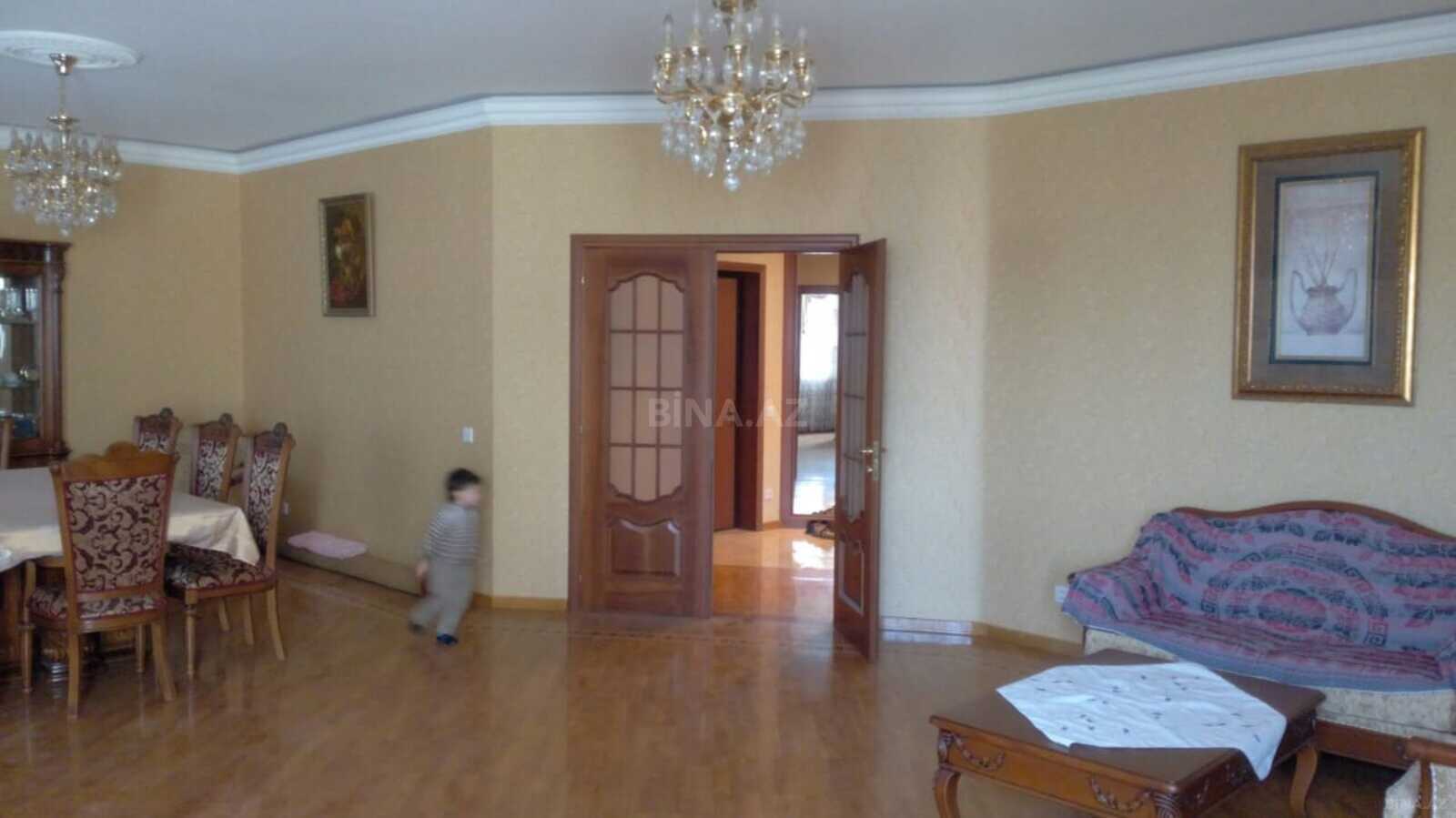 5 otaqlı Yeni tikili, İnşaatçılar m., Bakı