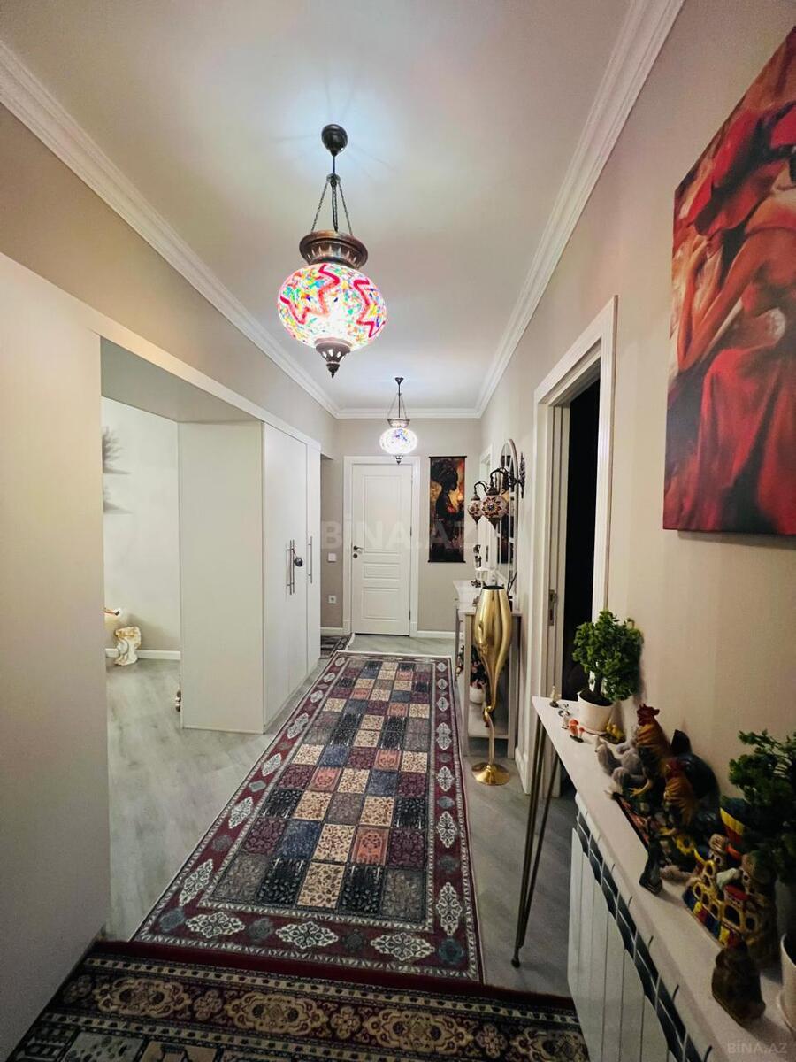 3 otaqlı Köhnə tikili, Bayıl q., Bakı