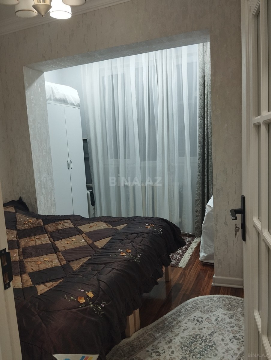 3 otaqlı Köhnə tikili, Köhnə Günəşli q., Bakı