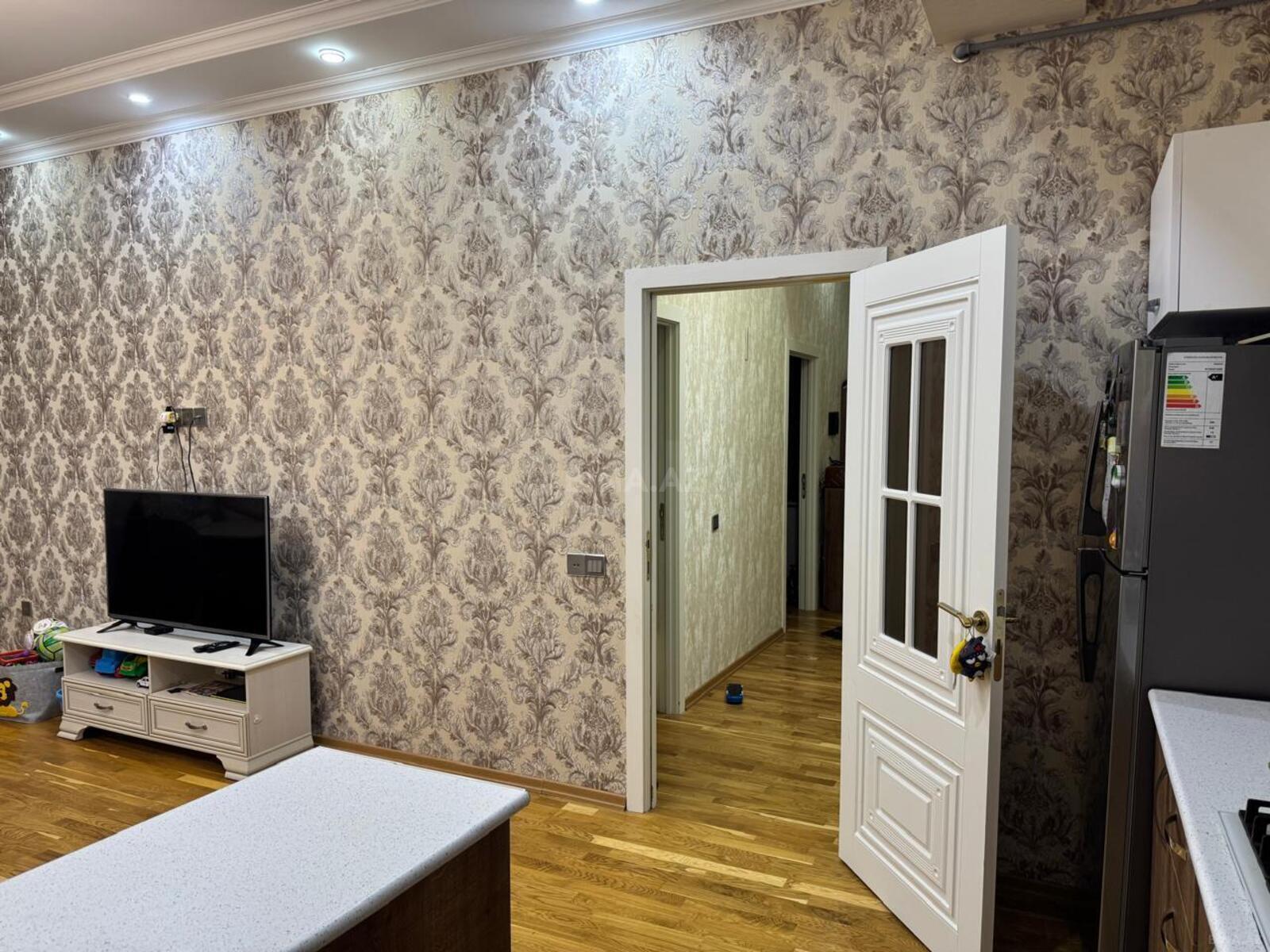 3 otaqlı Yeni tikili, Azadlıq Prospekti m., Bakı