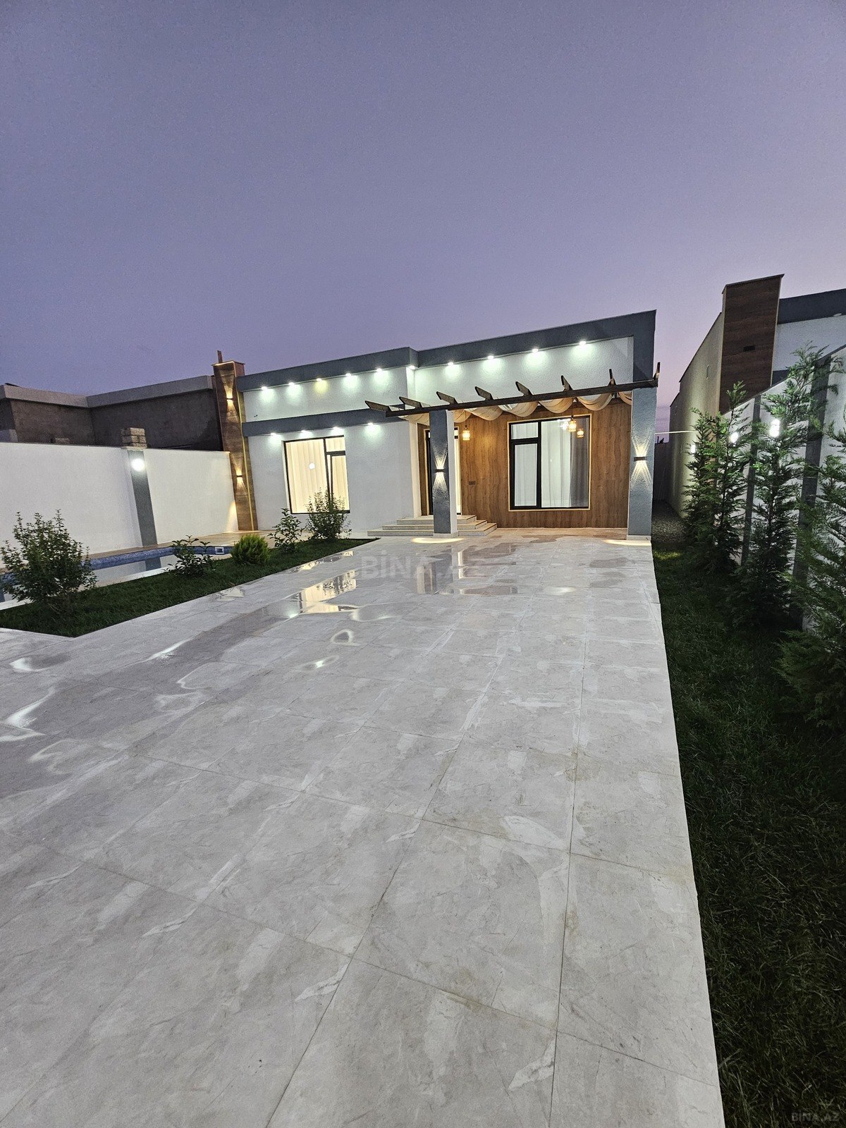 4 otaqlı Həyət evi/Bağ evi, Şüvəlan q., Bakı