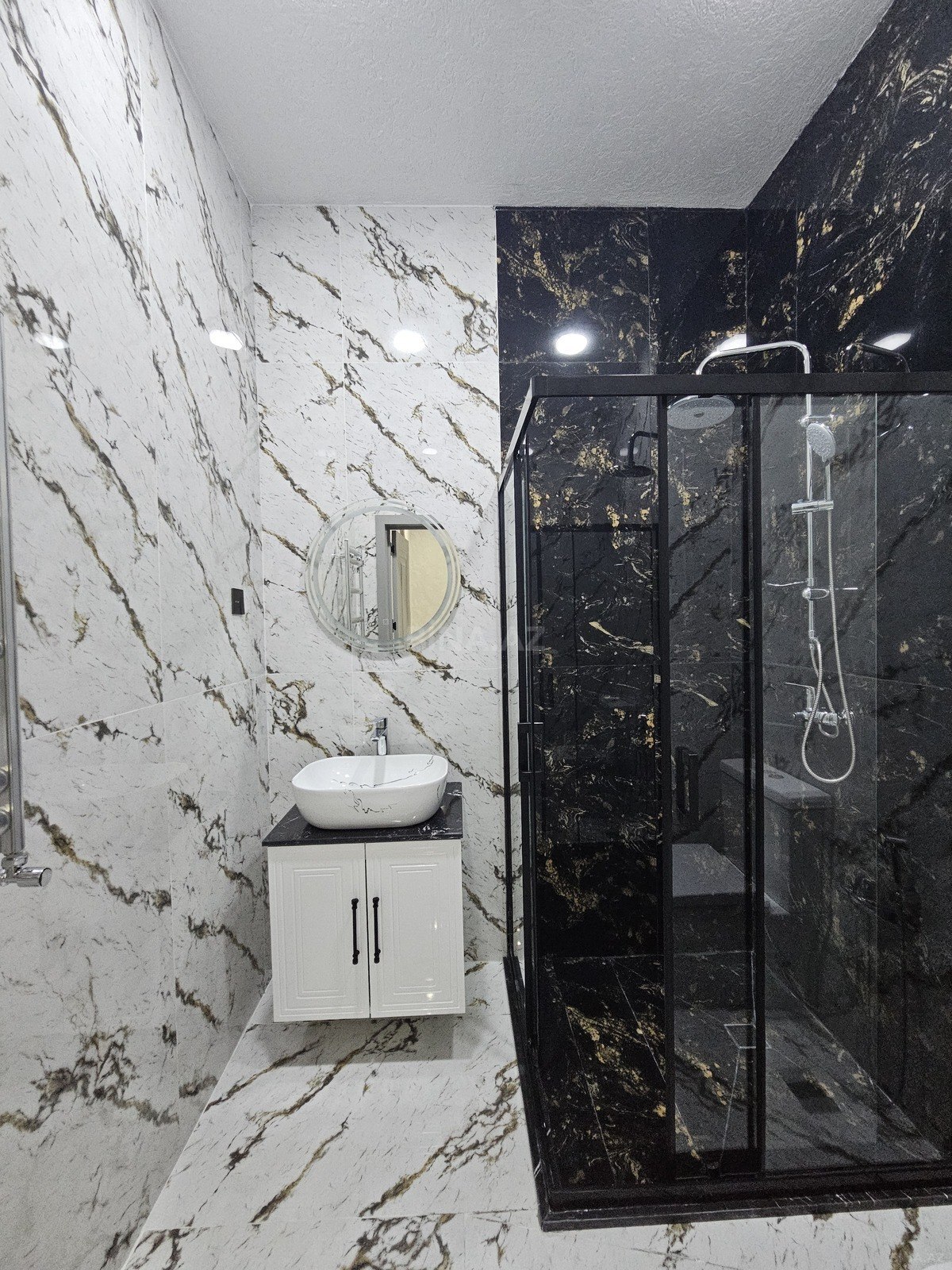 4 otaqlı Həyət evi/Bağ evi, Şüvəlan q., Bakı