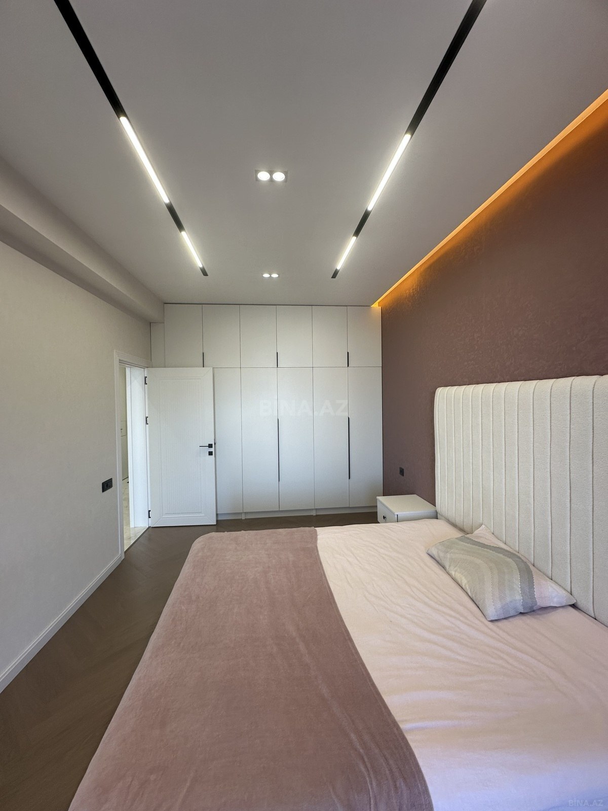 2 otaqlı Yeni tikili, Qara Qarayev m., Bakı