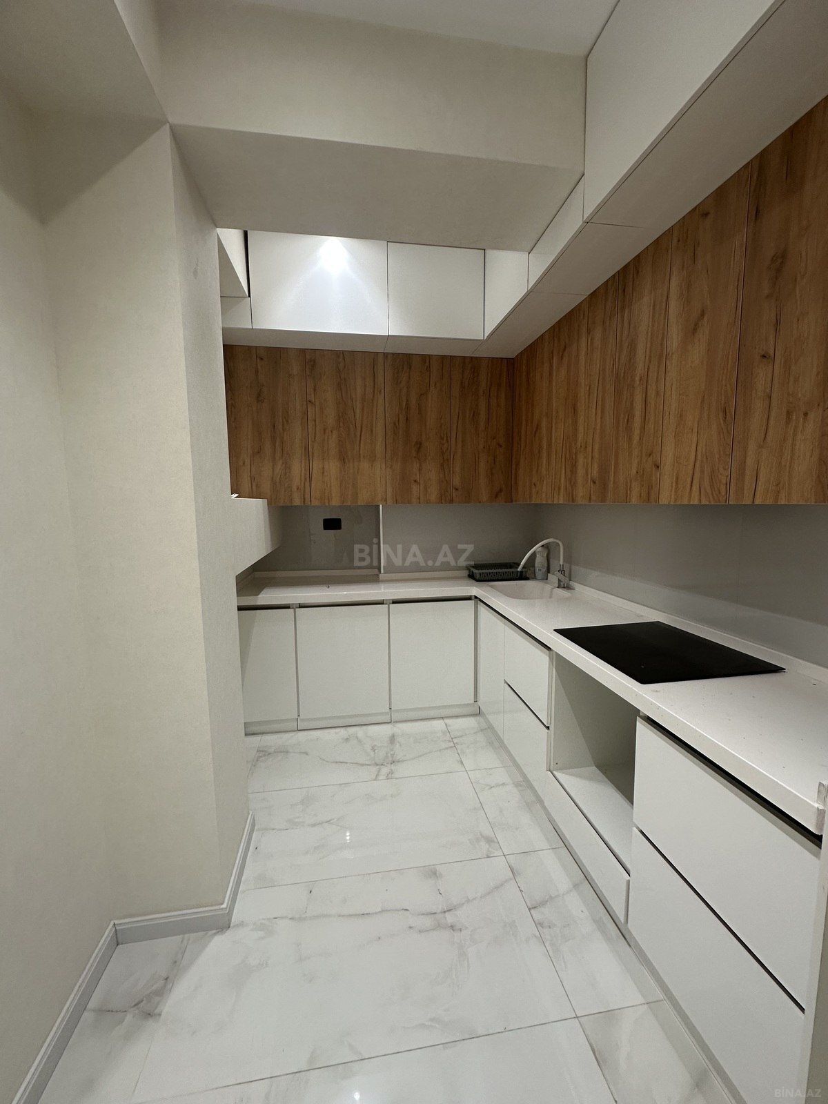 2 otaqlı Yeni tikili, Qara Qarayev m., Bakı