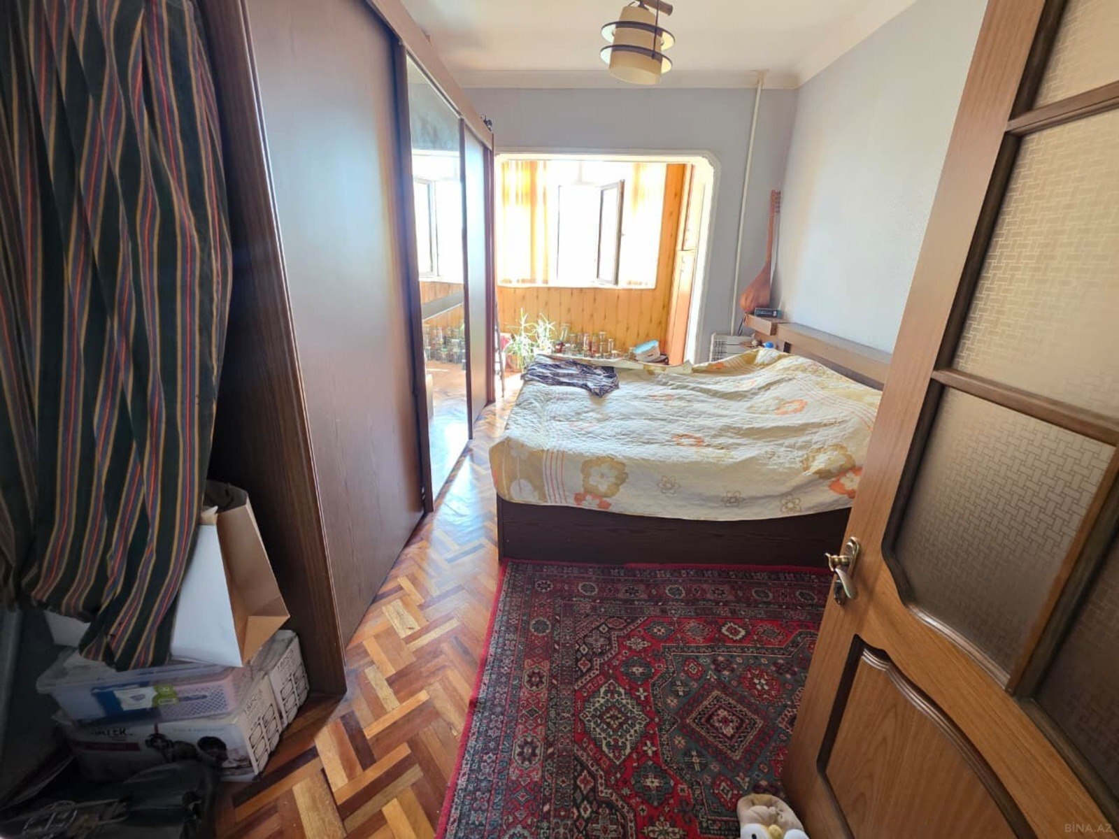 3 otaqlı Köhnə tikili, Memar Əcəmi m., Bakı