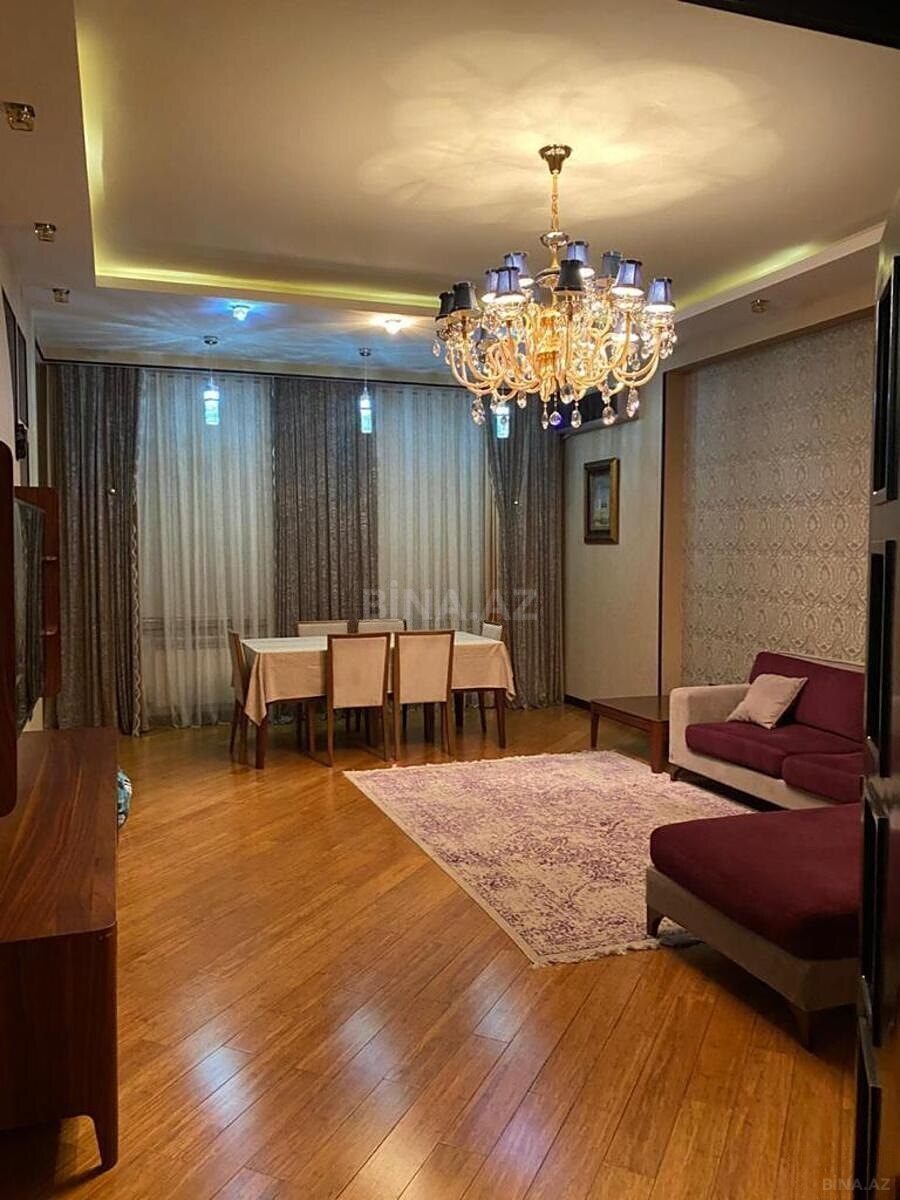 3 otaqlı Yeni tikili, İnşaatçılar m., Bakı