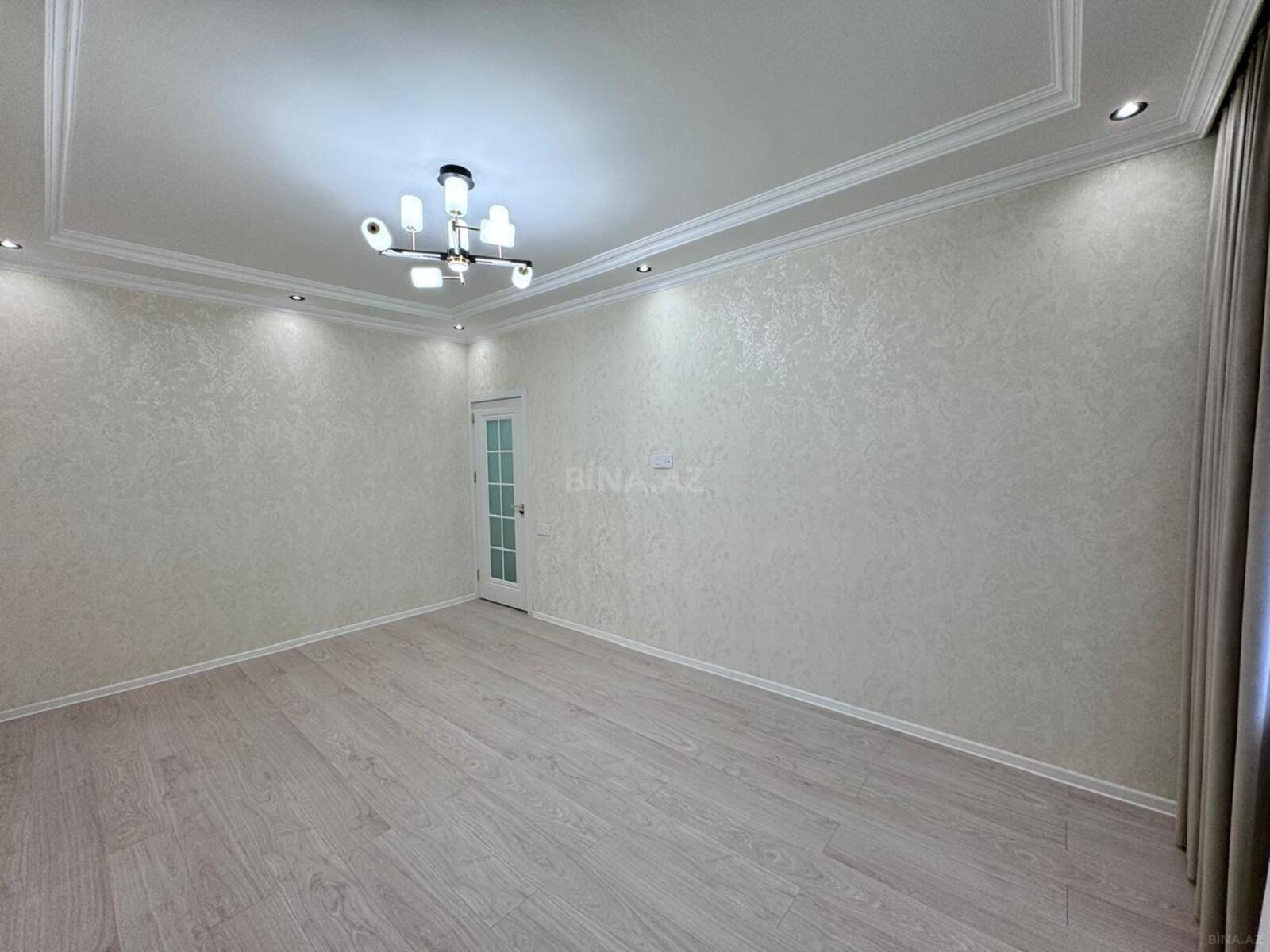 2 otaqlı Köhnə tikili, Azadlıq Prospekti m., Bakı