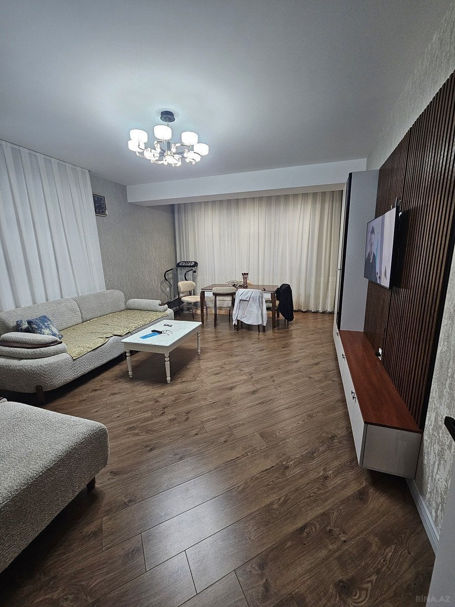 3 otaqlı Yeni tikili, 28 May m., Bakı
