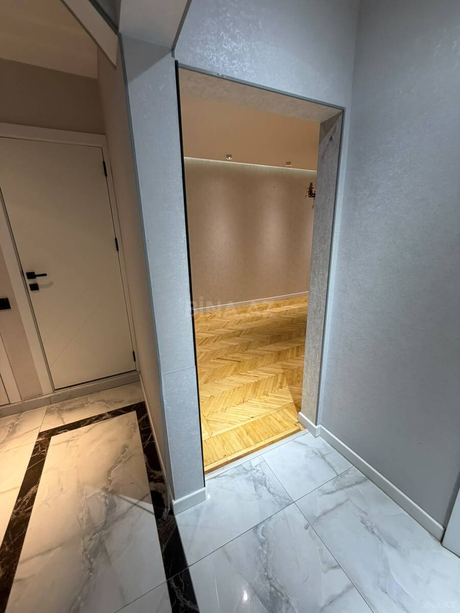 3 otaqlı Köhnə tikili, İnşaatçılar m., Bakı