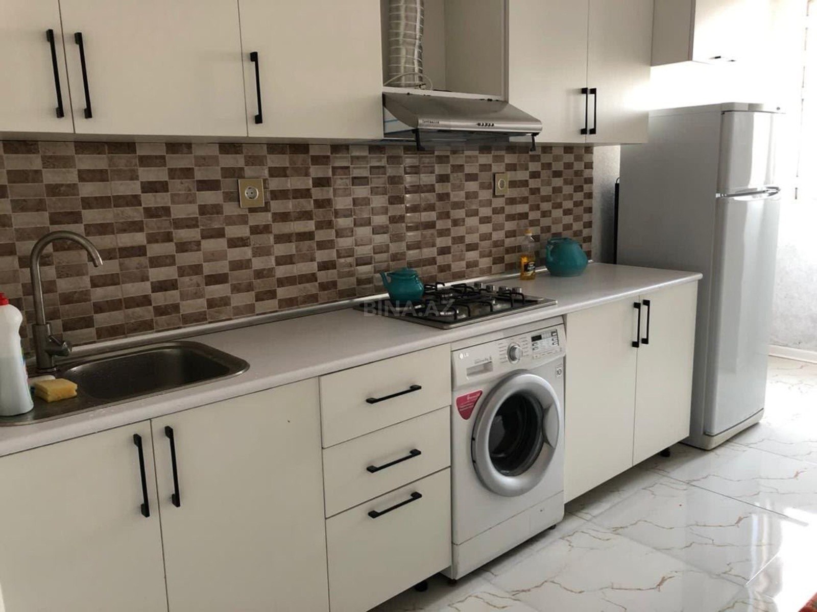 2 otaqlı Yeni tikili, İnşaatçılar m., Bakı