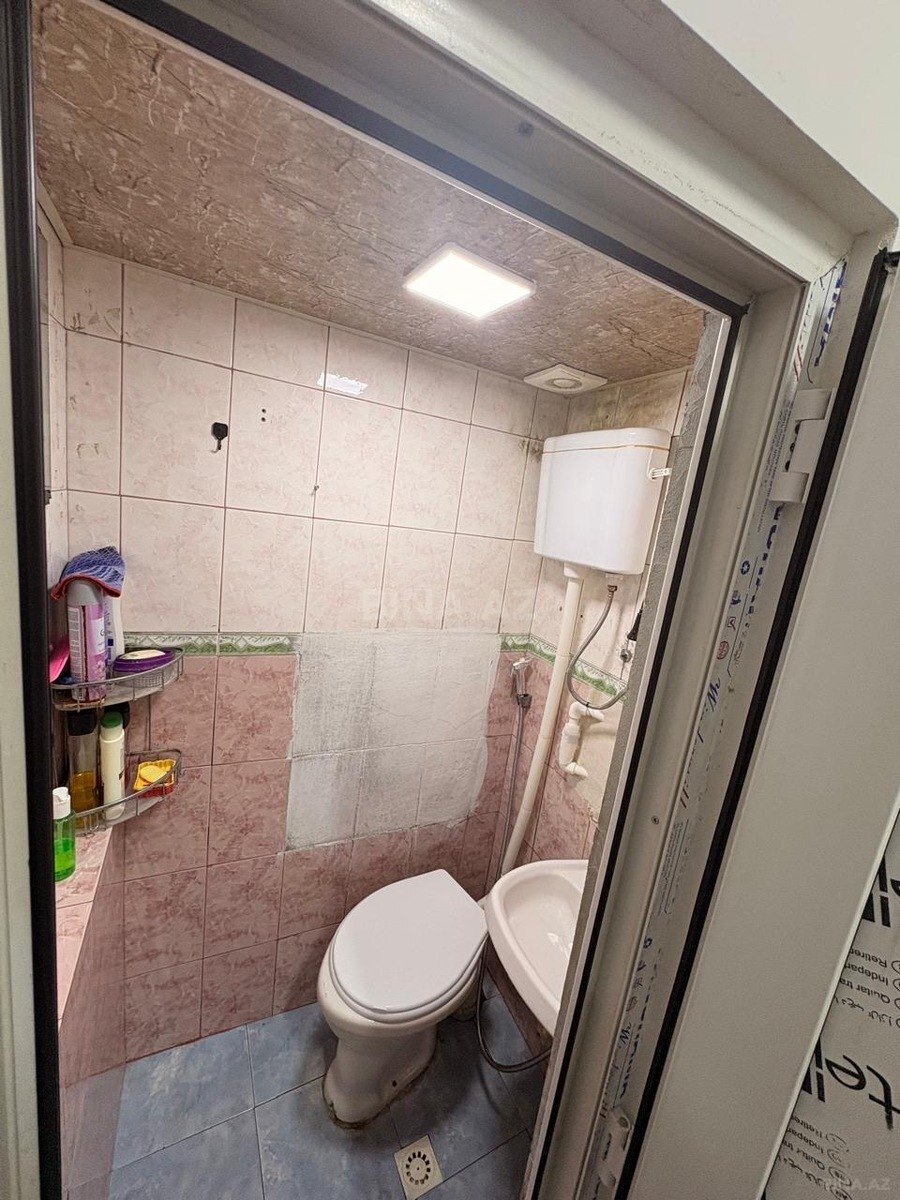 1 otaqlı Köhnə tikili, 28 May m., Bakı