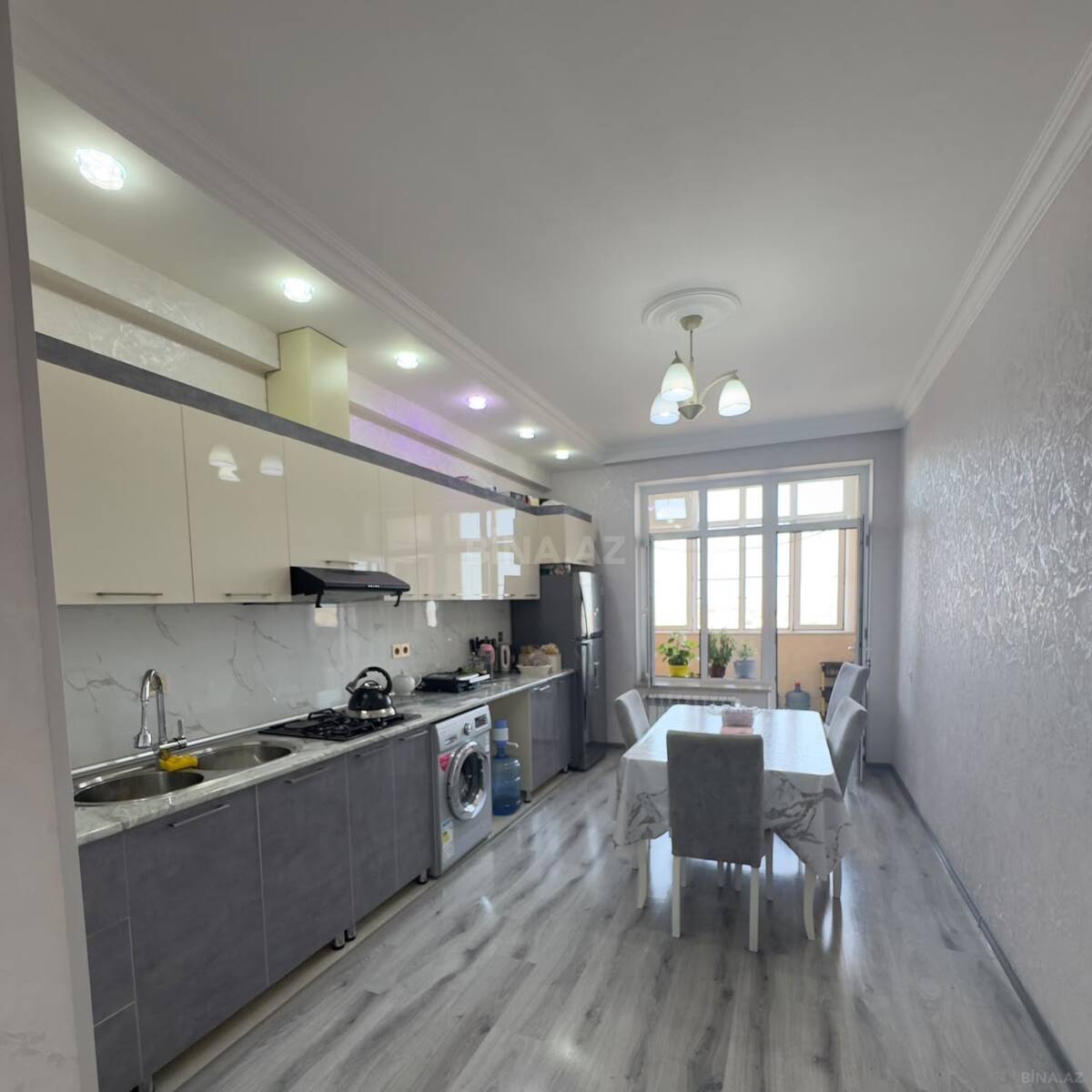 2 otaqlı Yeni tikili, 8-ci kilometr q., Bakı