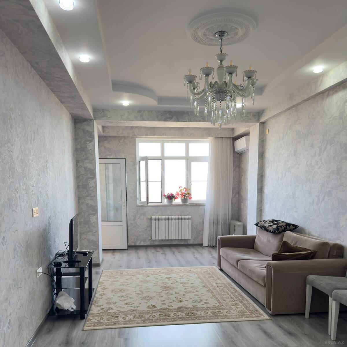 2 otaqlı Yeni tikili, 8-ci kilometr q., Bakı