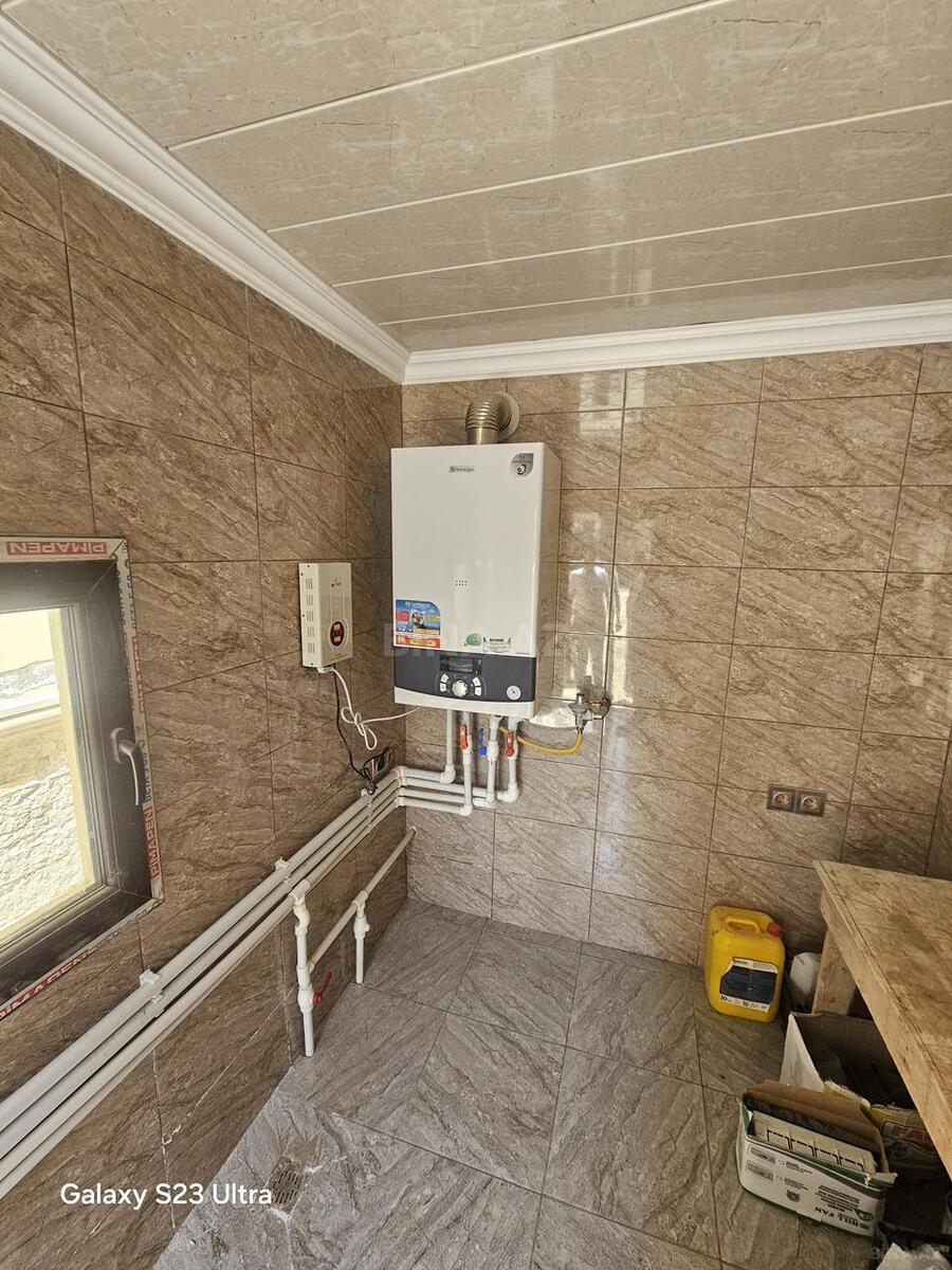 5 otaqlı Həyət evi/Bağ evi, Novxanı q., Bakı