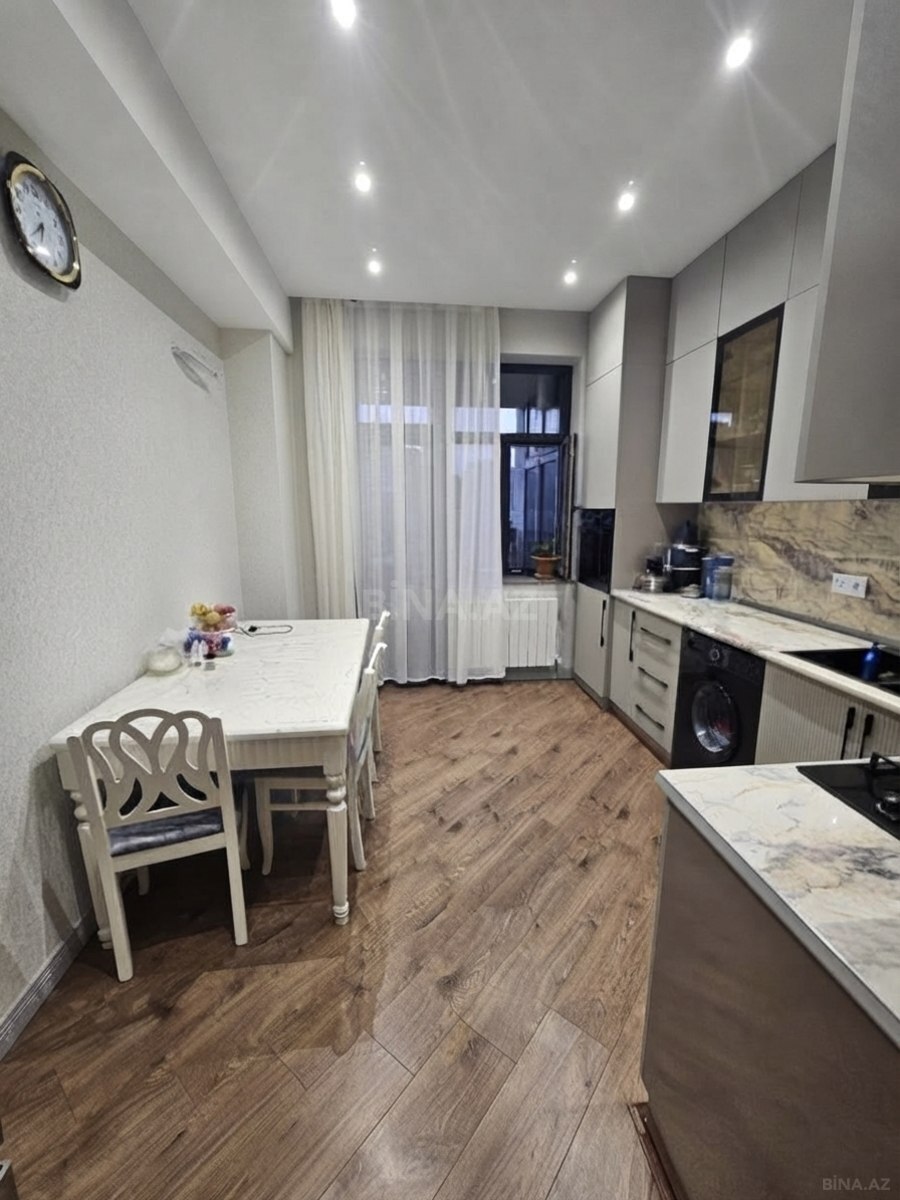 3 otaqlı Yeni tikili, 28 May m., Bakı