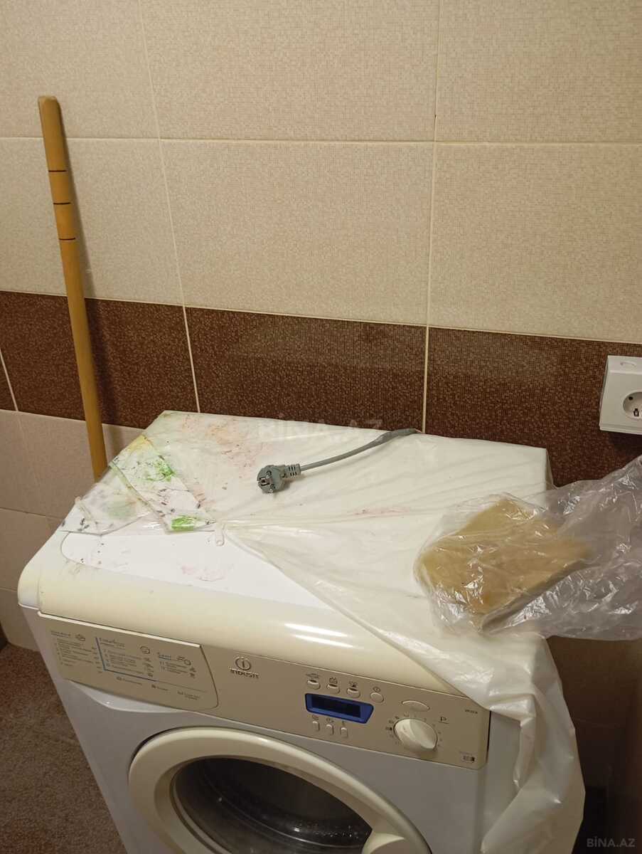 2 otaqlı Köhnə tikili, Şah İsmayıl Xətai m., Bakı