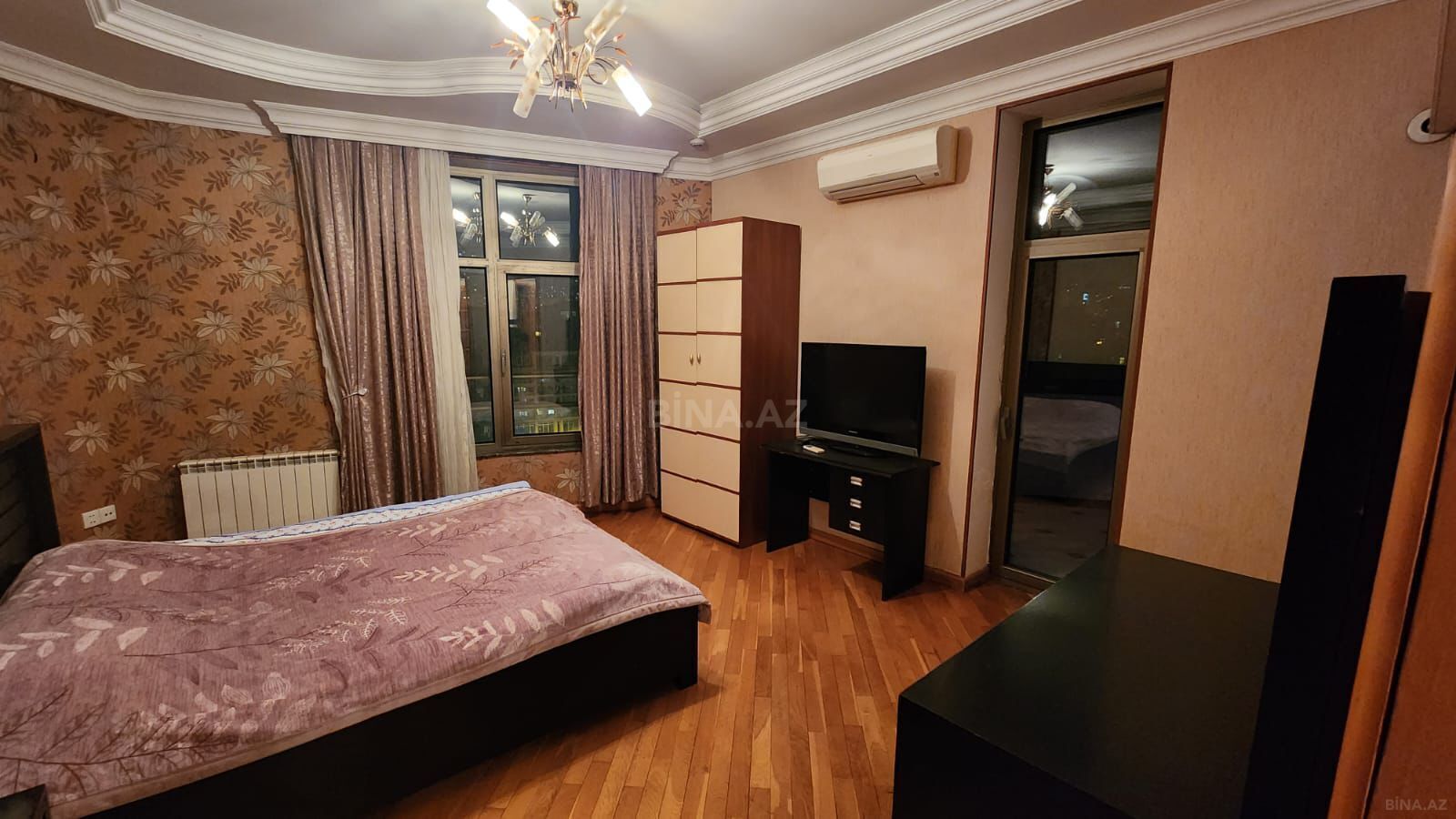 4 otaqlı Yeni tikili, Nizami m., Bakı