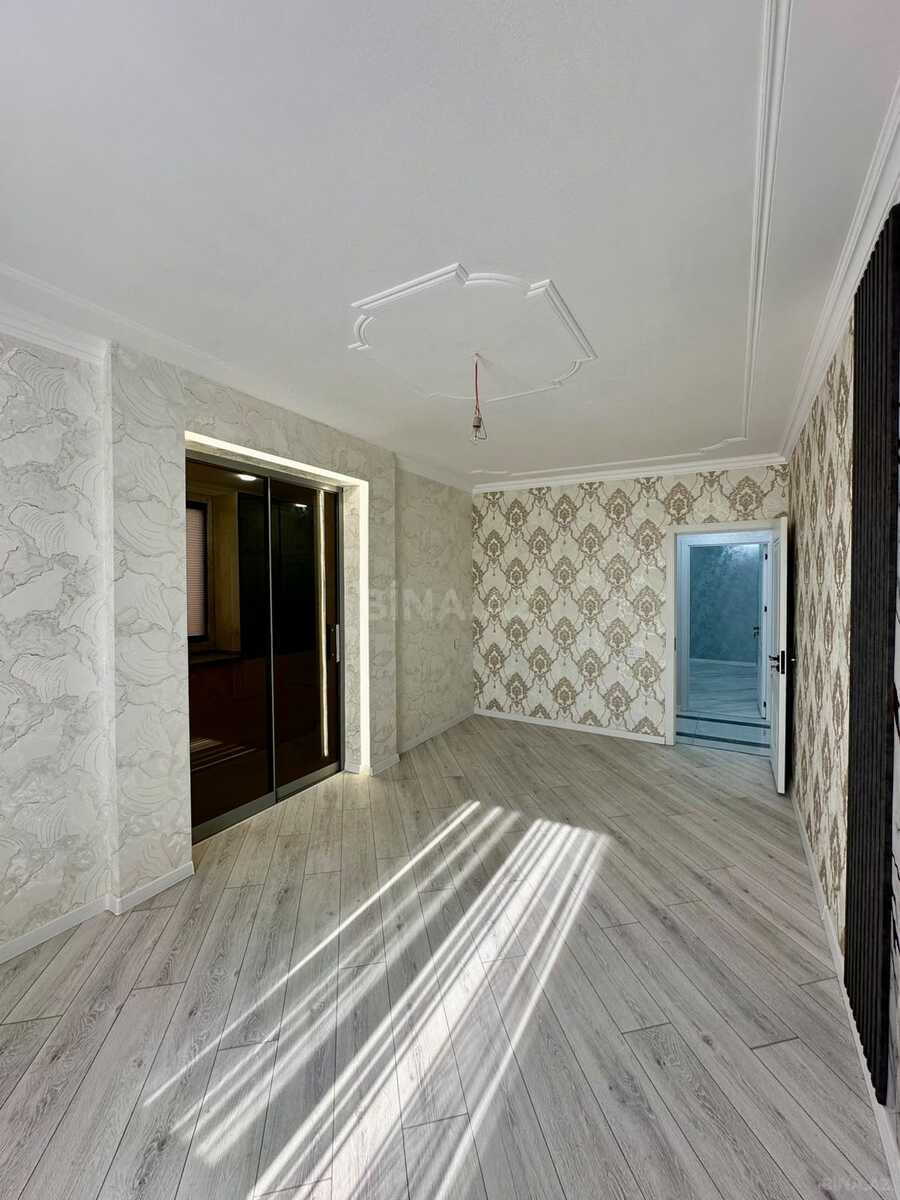 3 otaqlı Köhnə tikili, Həzi Aslanov m., Bakı