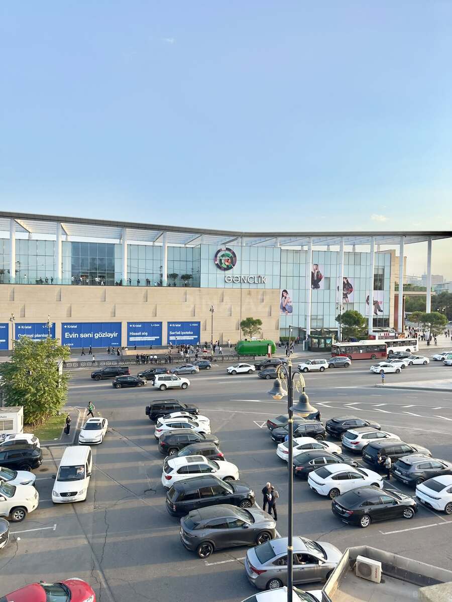 2 otaqlı Köhnə tikili, Gənclik m., Bakı