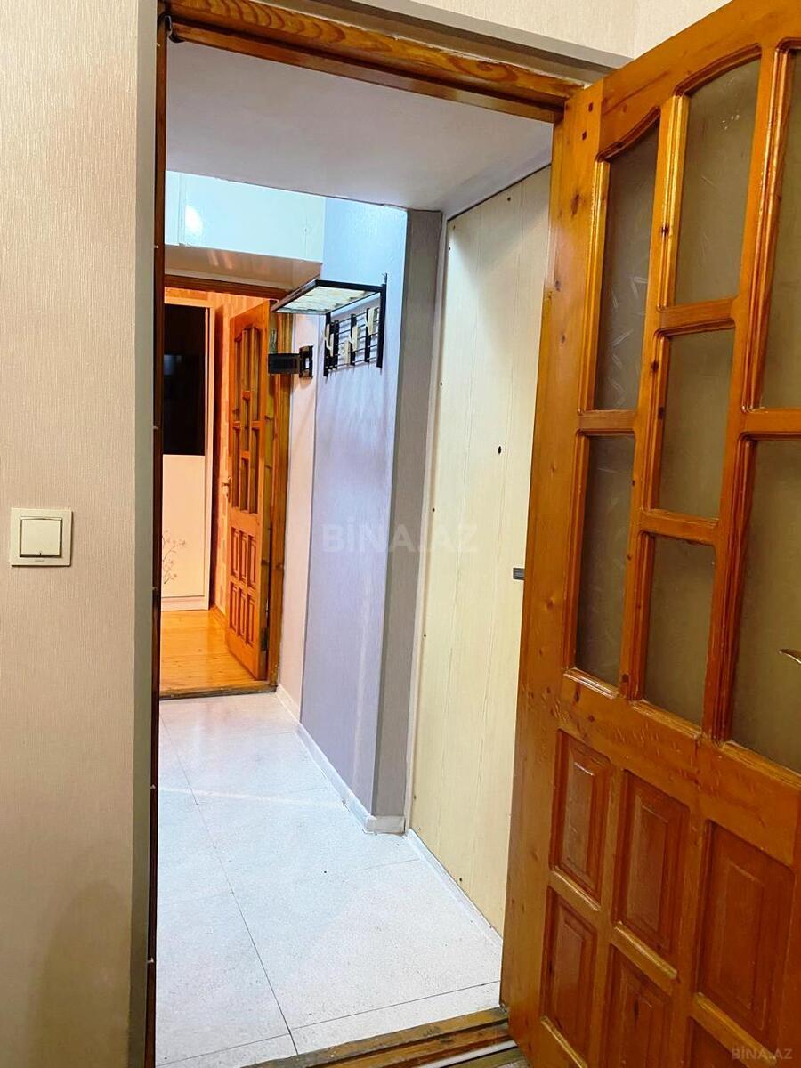3 otaqlı Köhnə tikili, Gənclik m., Bakı