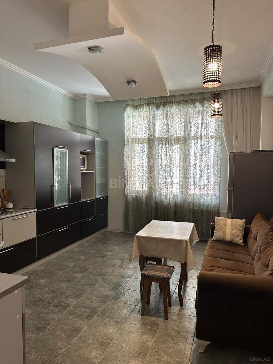 3 otaqlı Yeni tikili, 8 Noyabr m., Bakı