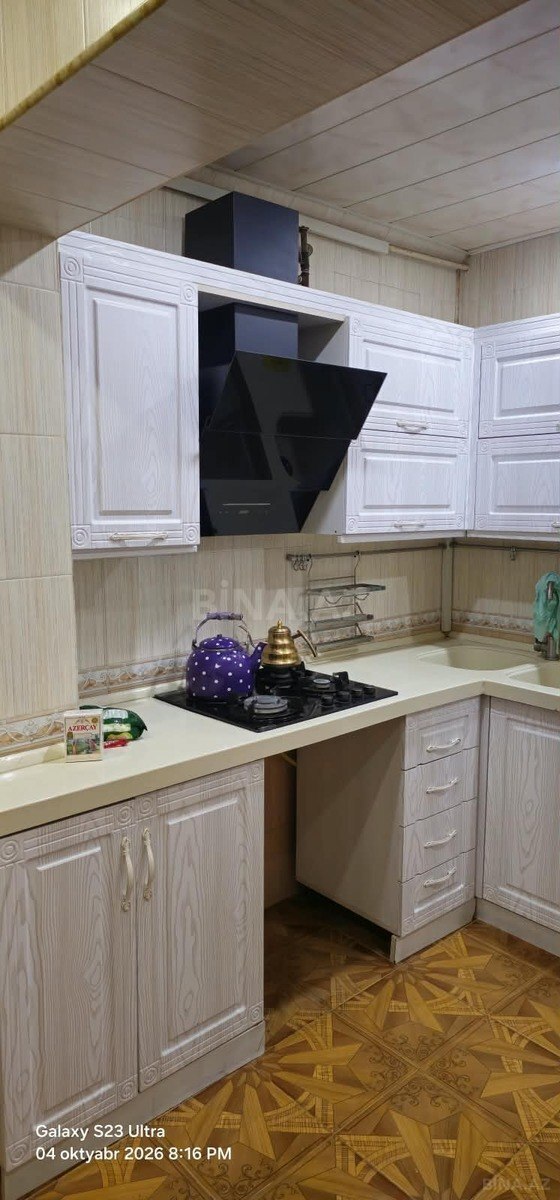 4 otaqlı Köhnə tikili, Həzi Aslanov m., Bakı