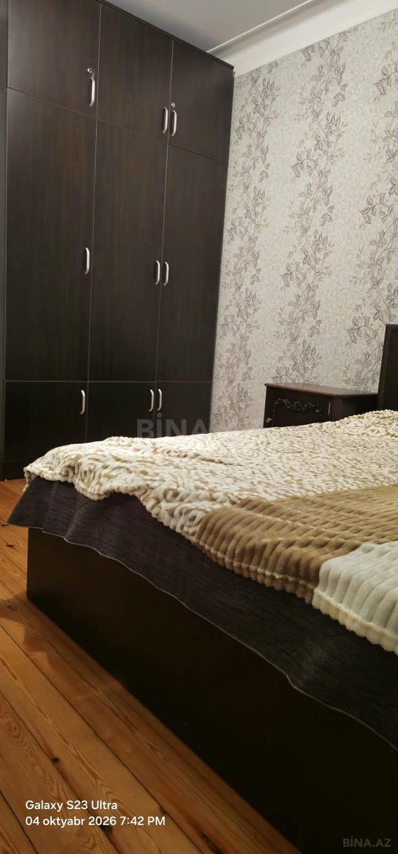 4 otaqlı Köhnə tikili, Həzi Aslanov m., Bakı