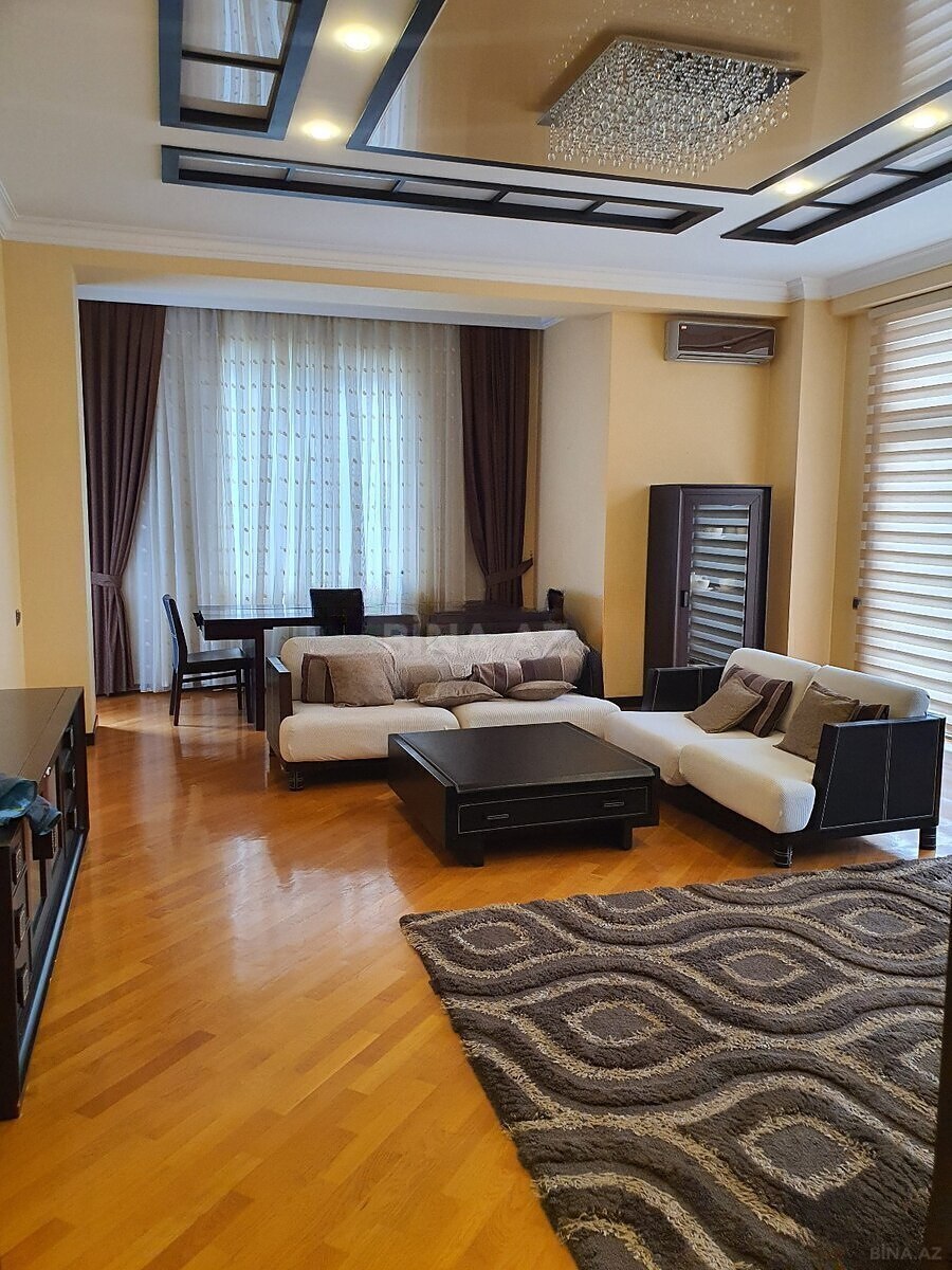 4 otaqlı Yeni tikili, 28 May m., Bakı