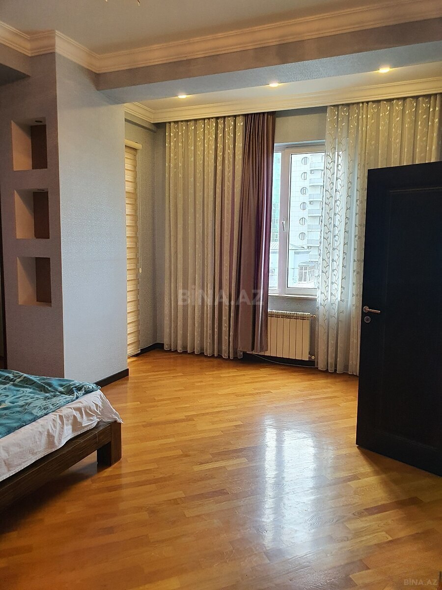 4 otaqlı Yeni tikili, 28 May m., Bakı
