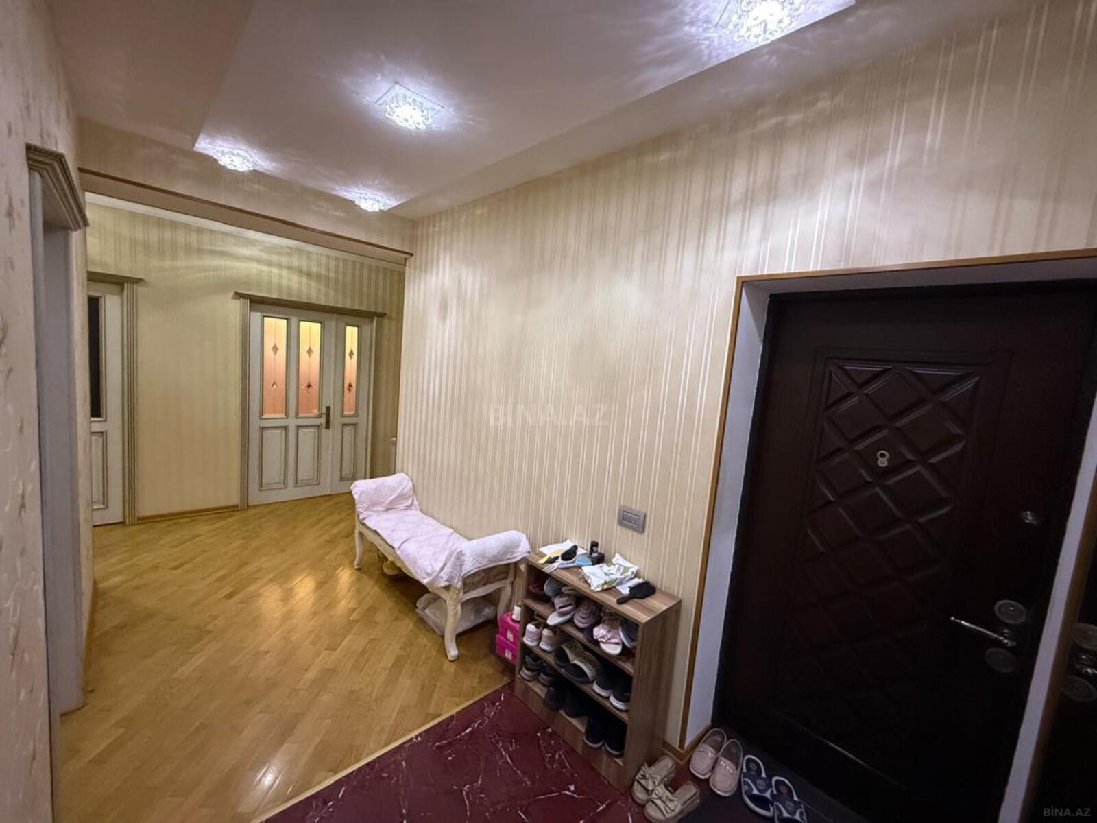 4 otaqlı Yeni tikili, Yeni Yasamal q., Bakı
