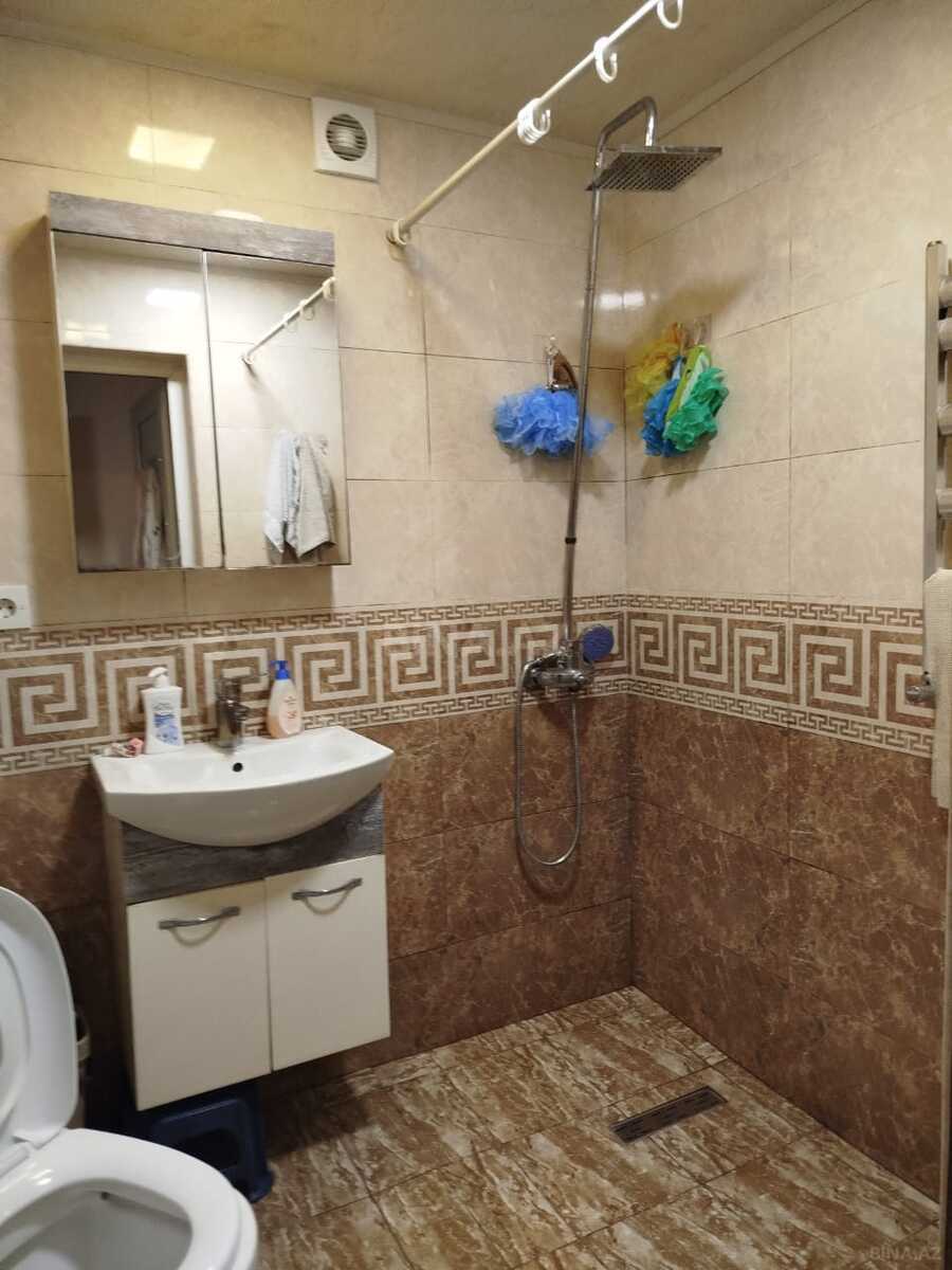 2 otaqlı Köhnə tikili, 28 May m., Bakı