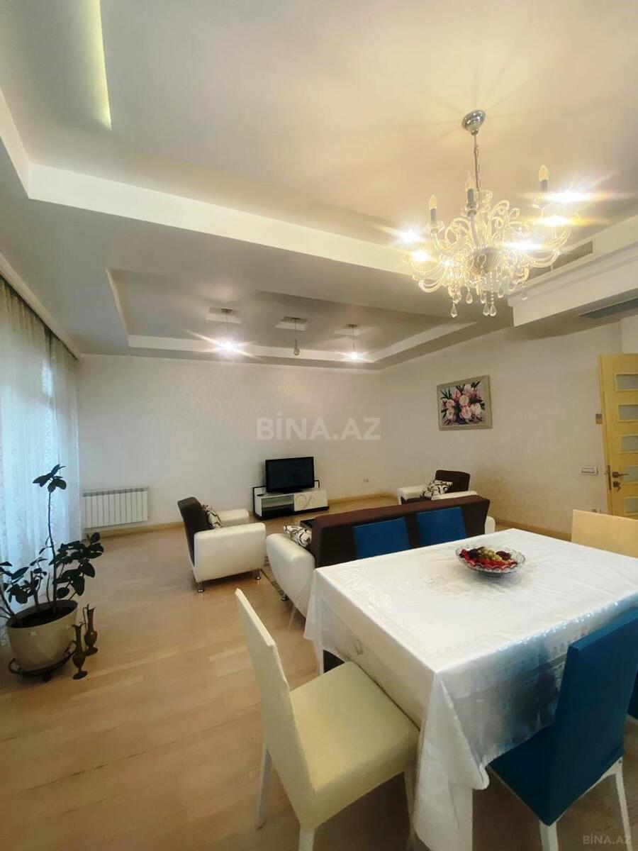4 otaqlı Yeni tikili, Nizami m., Bakı