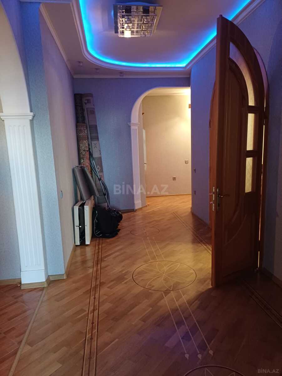 4 otaqlı Yeni tikili, Elmlər Akademiyası m., Bakı