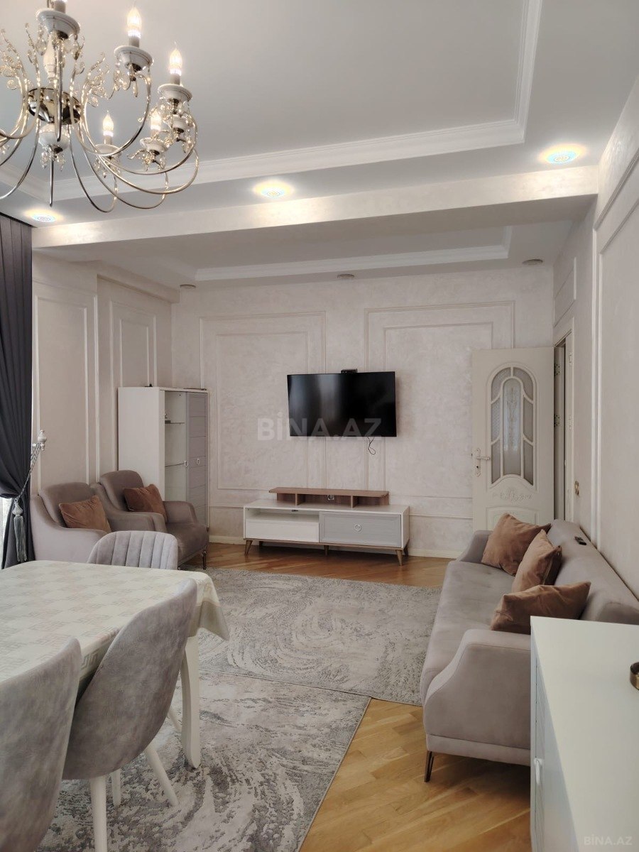4 otaqlı Yeni tikili, Bakıxanov q., Bakı