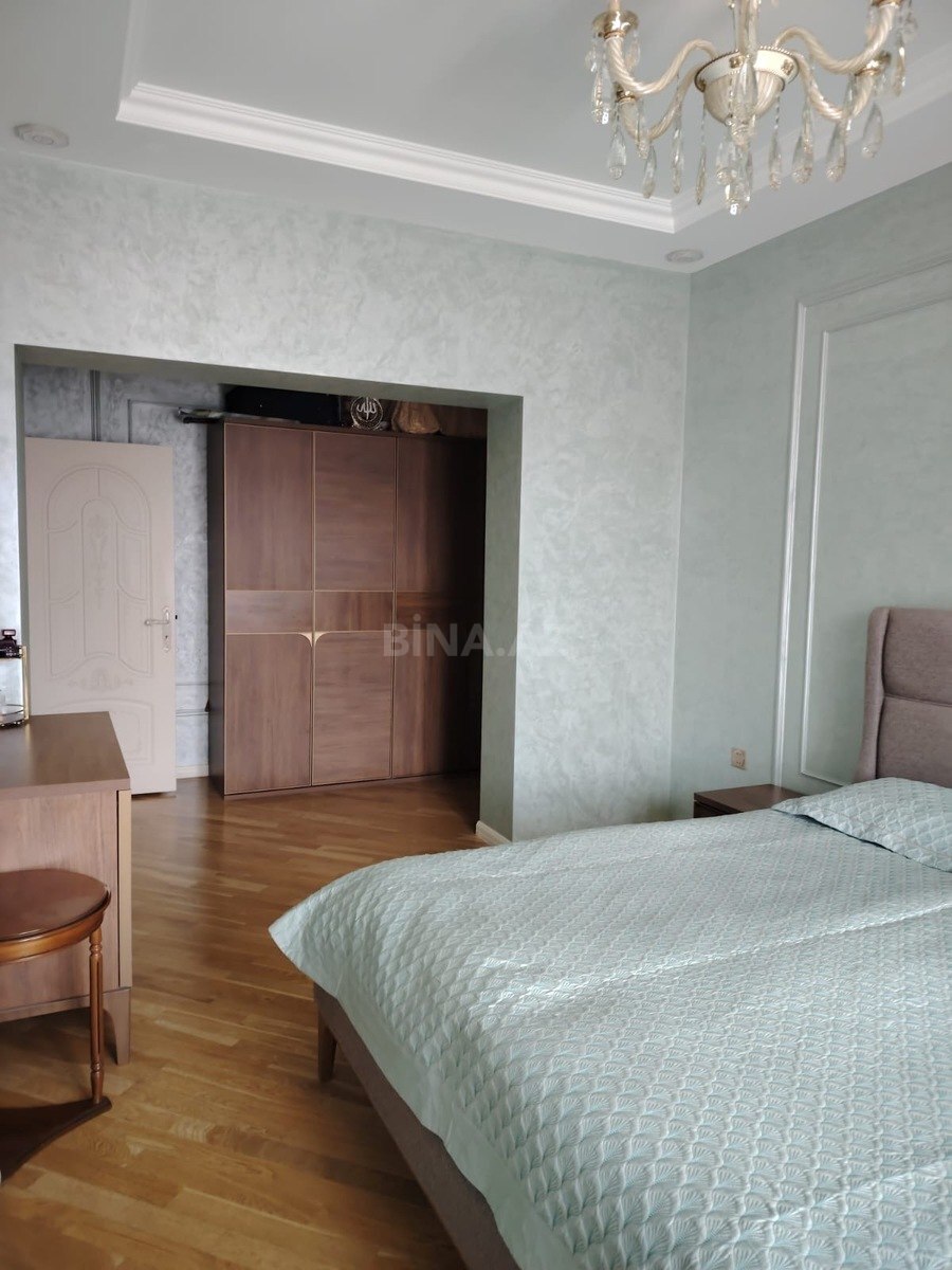 4 otaqlı Yeni tikili, Bakıxanov q., Bakı